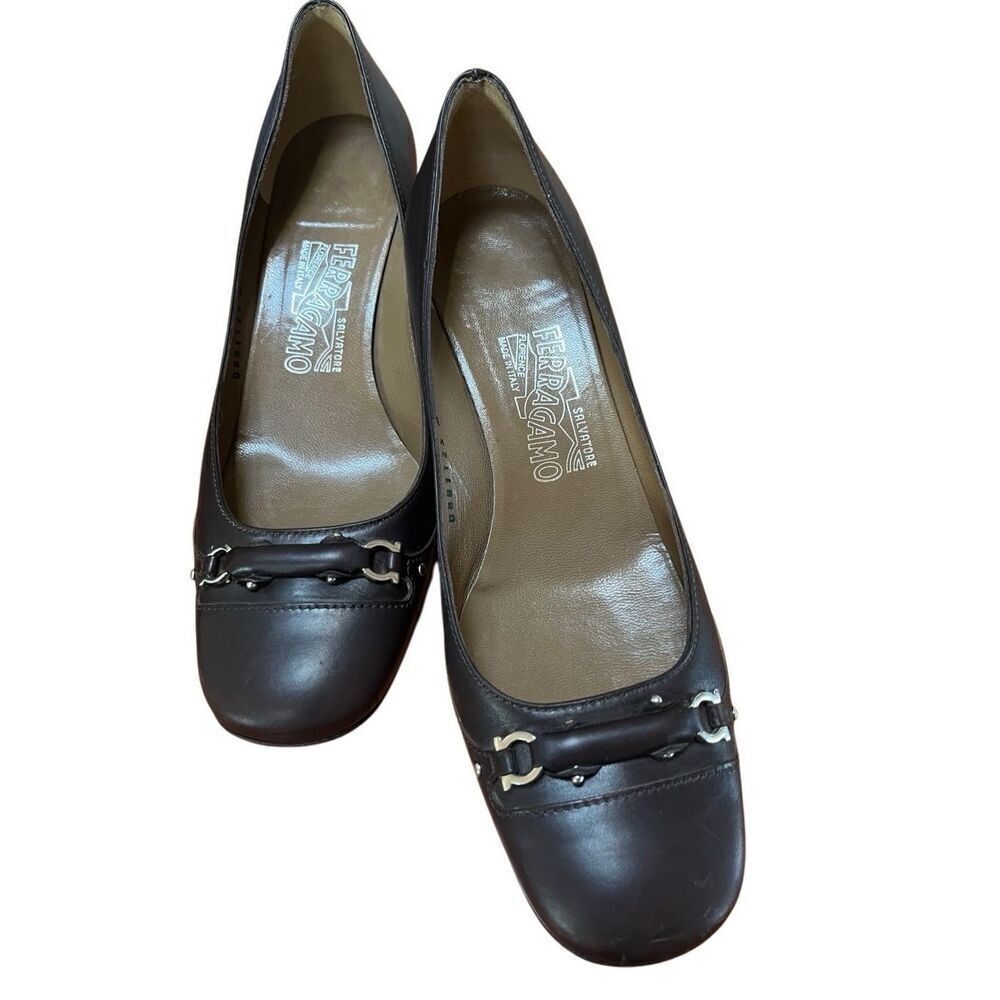 Salvatore Ferragamo Brown Leather Square Toe Pumps Heels Horse Bit Size 8.5 C US